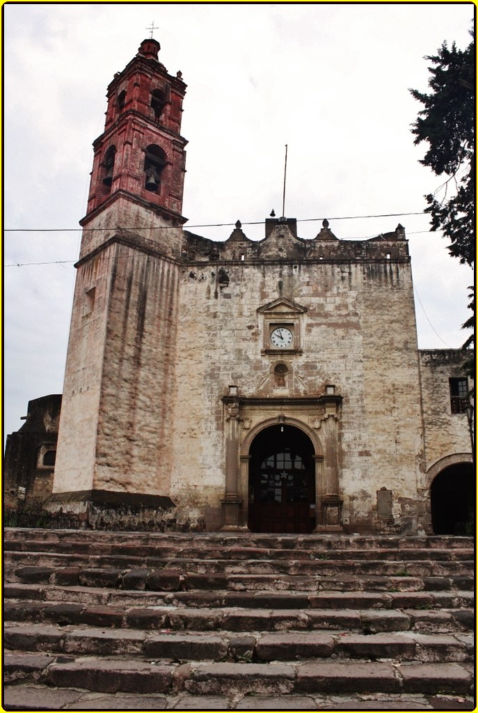 El Convento de San Luis Obispo en Tlalmanalco, EdoMéx El Convento de San Luis Obispo en Tlalmanalco, EdoMéx