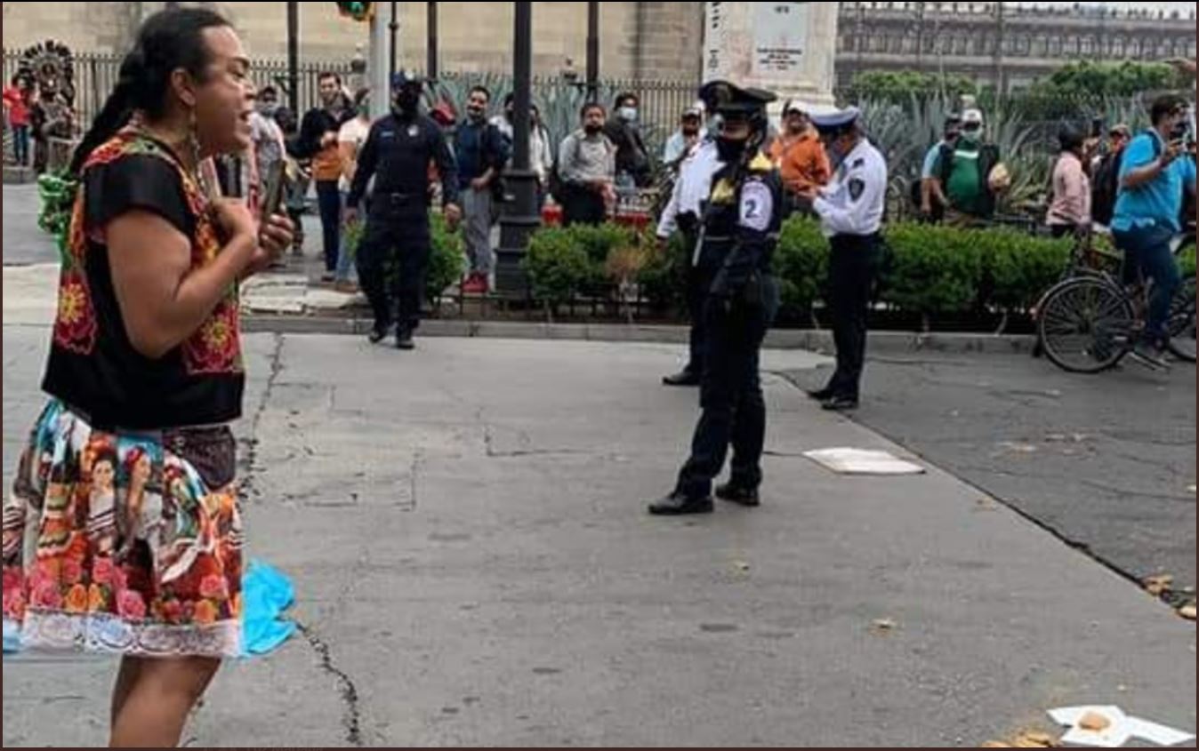 fotogaleria-policias-quitan-mercancia-a-abuelita-en-la-cdmx2