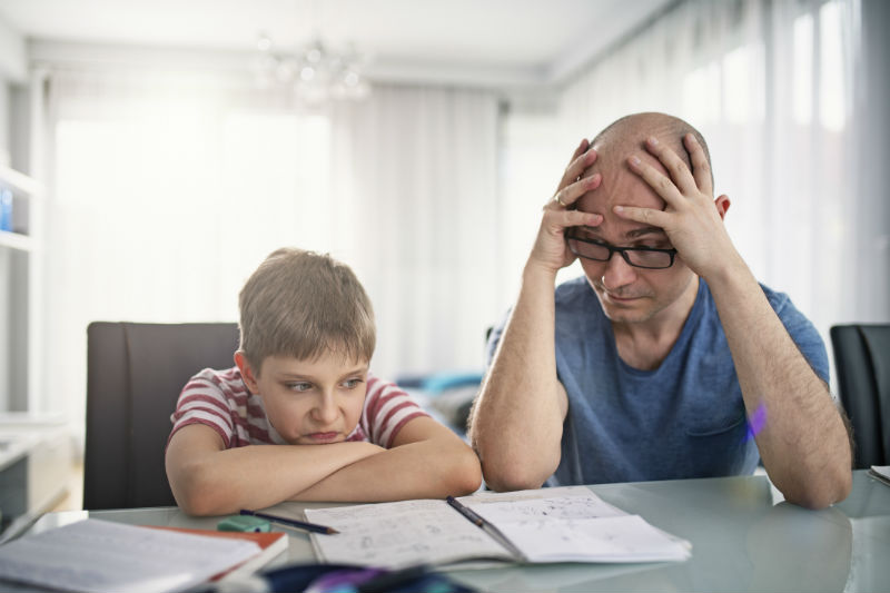 ¿Sabes qué es homeschooling o educación en casa para niños?