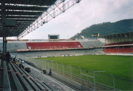 Ex jugador del Toluca FC narra como vio un duende en el Nemesio Diez