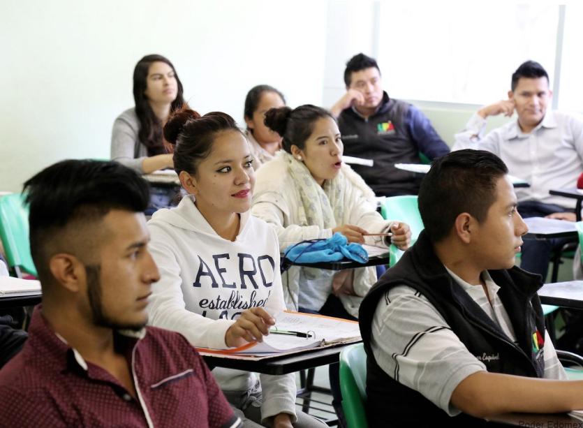 alumnos del IPN y de la UNAM recibiran apoyos