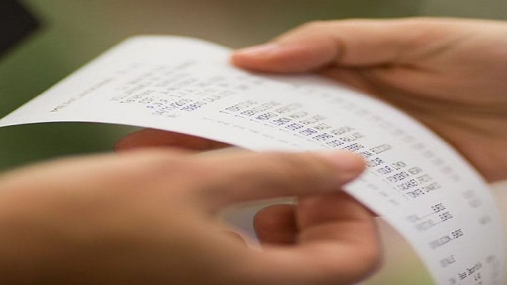En caso de que alguna tienda de autoservicio exija el ticket de compra a los consumidores, estos podrán realizar la denuncia correspondiente.