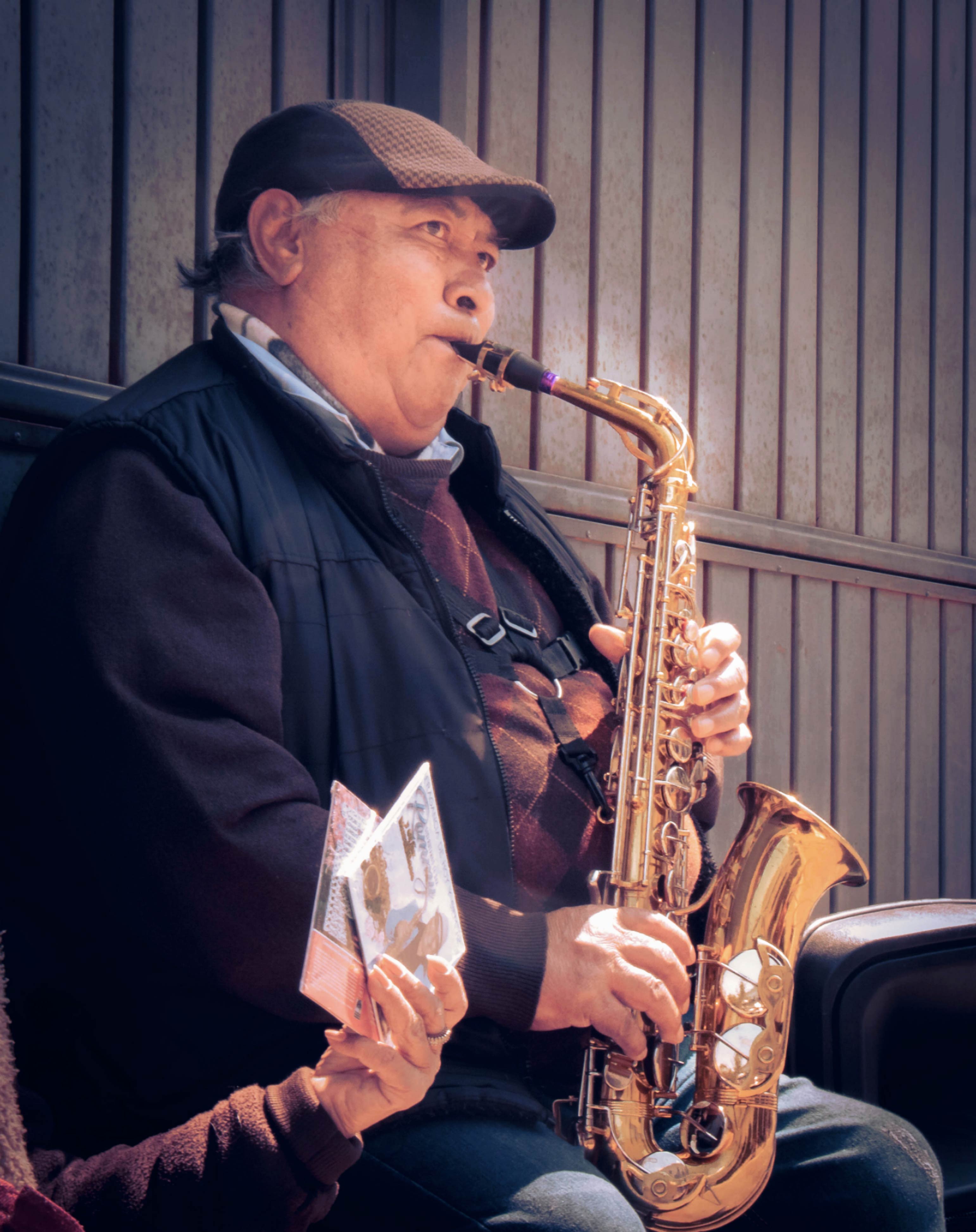 el-saxofonista-de-los-portales-de-toluca