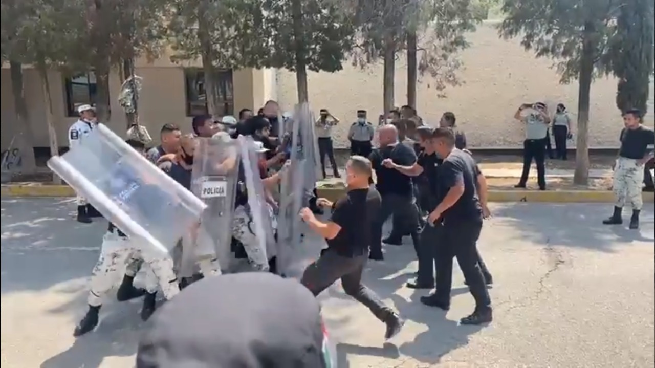 Pelea Campal entre elementos de la Guardia Nacional en Academia de San Luis Potosí