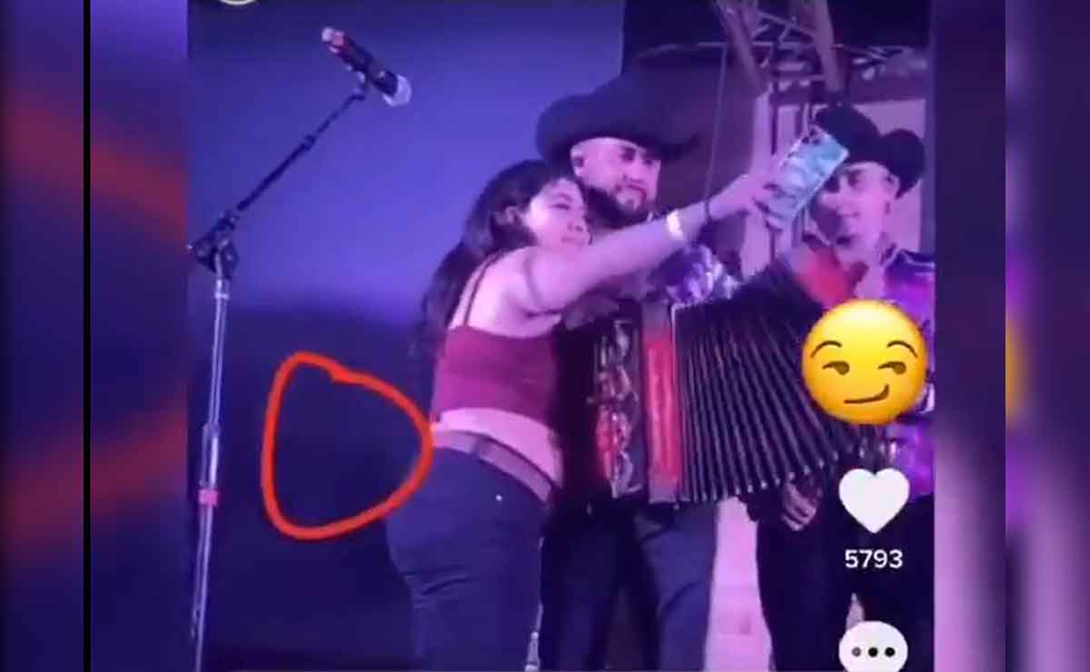 Acusan a banda norteña de discriminar a fan.