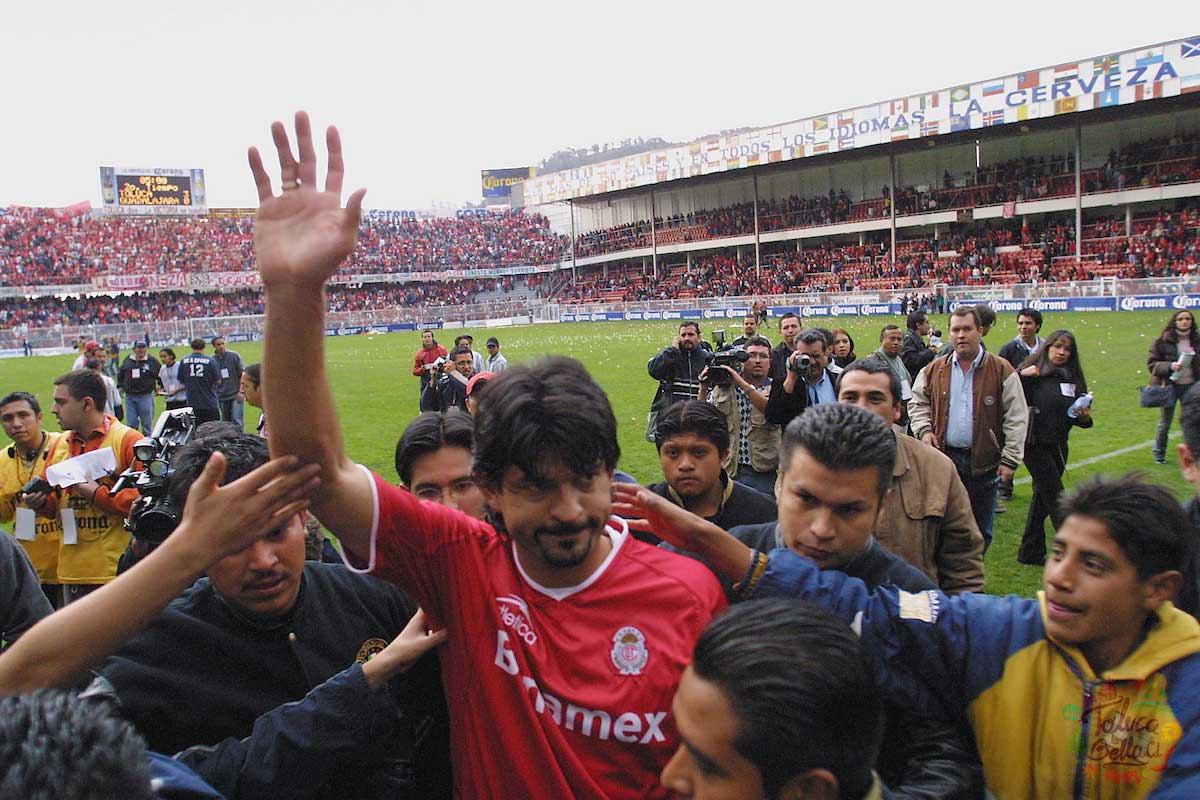 Despedida de José Cardozo del club escarlata