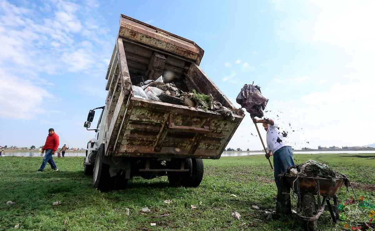 A través de redes sociales, se realizó una invitación a vecinos de las comunidades cercanas a la Laguna de Palmillas para realizar labores de limpieza.