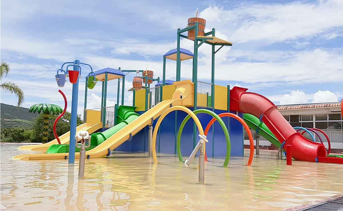 Lugares para echarse un chapuzón: Balneario Municipal de Tonatico en Edomex.