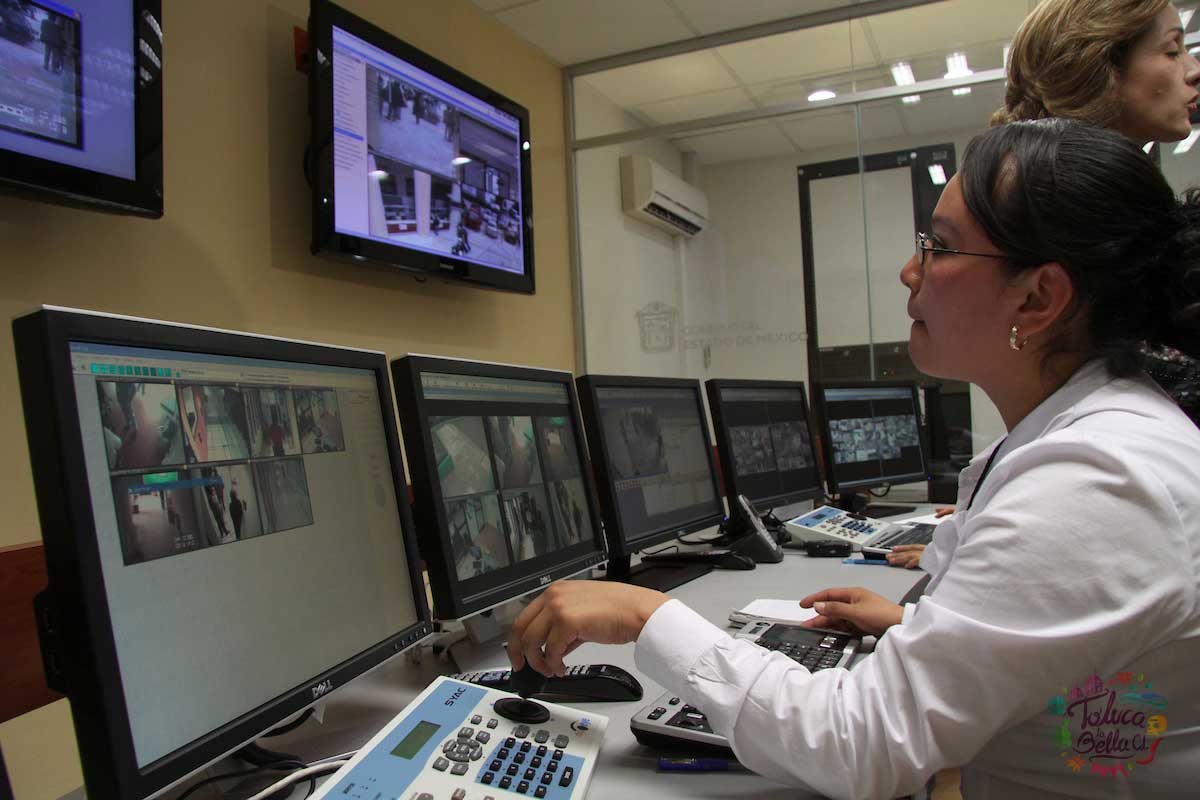 Las jornadas laborales deben de ser de 8 horas en la republica mexicana