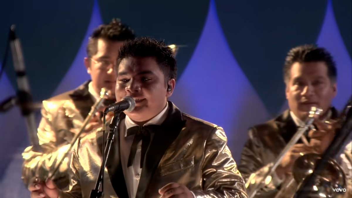 Psicólogo pide cancelar canción de "17 años" por incitar a la pedofilia
