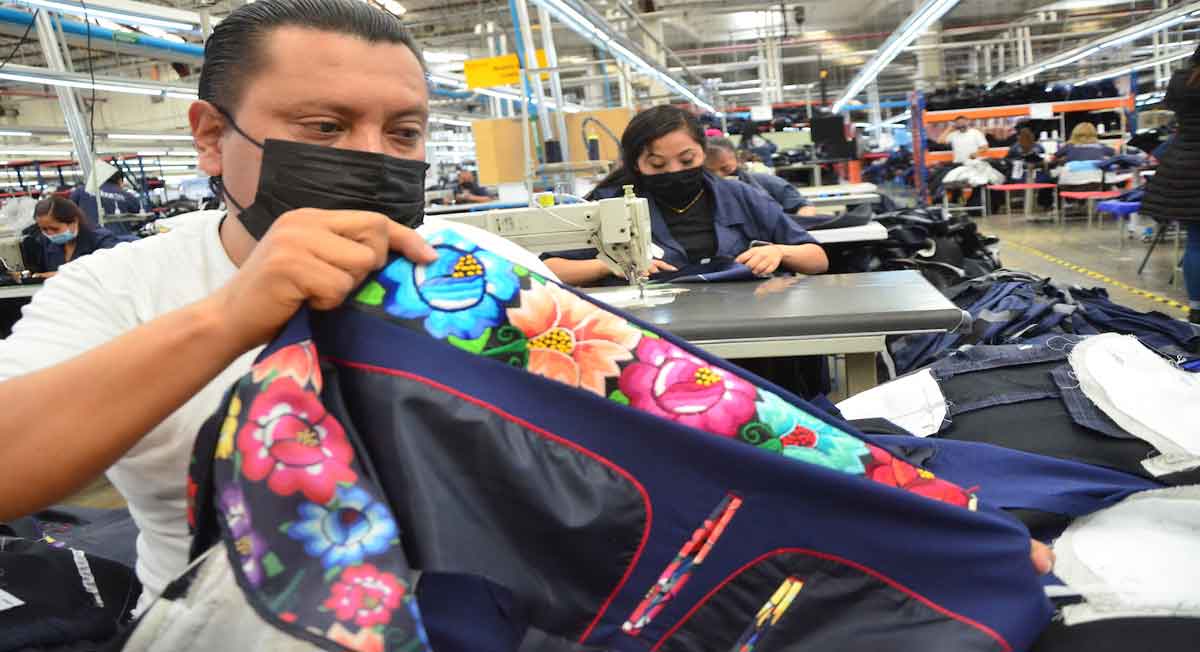 traje de gala para juegos olimpicos tokio 2021 es elaborado en el estado de méxico