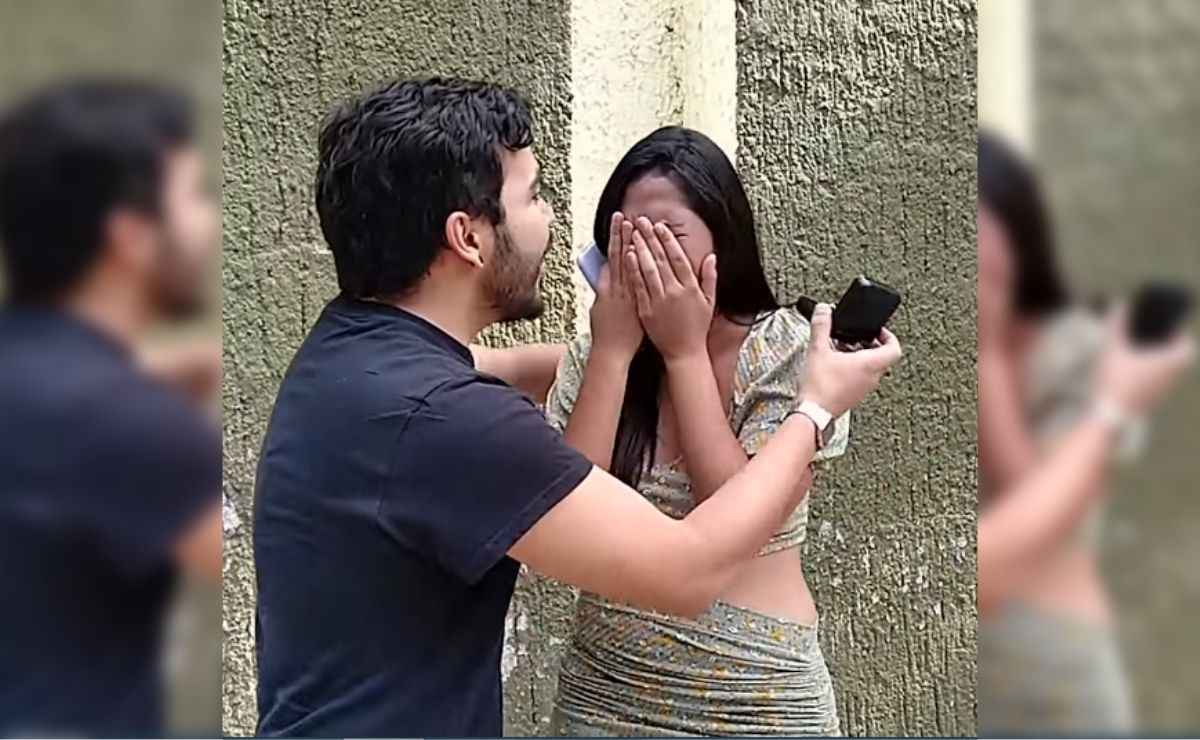 Fue en redes sociales donde se dio a conocer la historia de esta entrega de anillo, que por momentos parecía que se saldría de control.