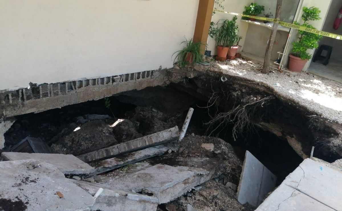 Actualmente, el Ayuntamiento junto a Protección Civil de Yucatán, se encuentran evaluando los daños causados por el socavón.