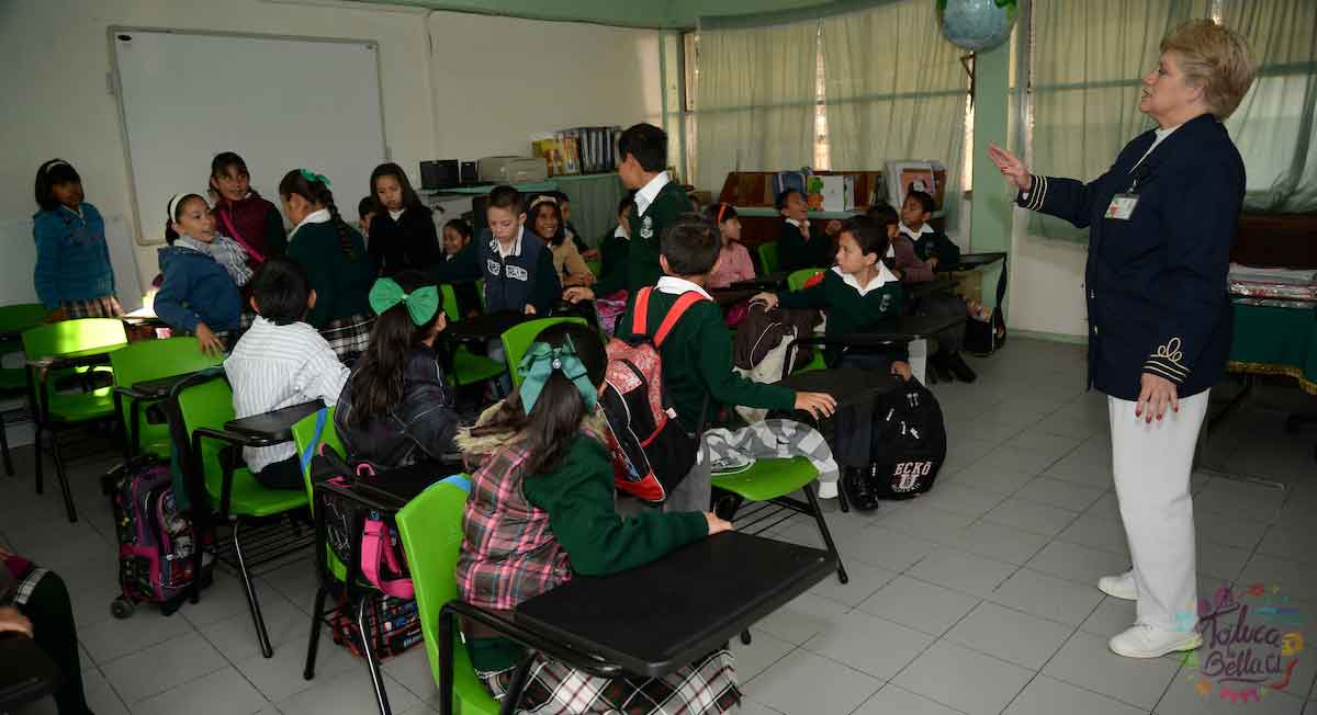 sep da oferta laboral para ser docente en educación básica en la CONAFE